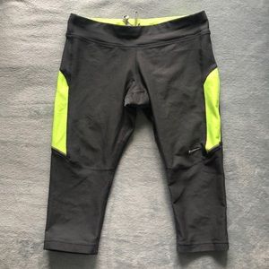 Nike Cropped Workout Pants